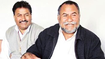 वडाली बंधुओं से मिले कारतूस