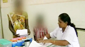 बच्चों को चढ़ाया एचआईवी संक्रमित खून