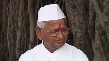 Video : Anna: Agnivesh too close to some ministers, no longer in my team
