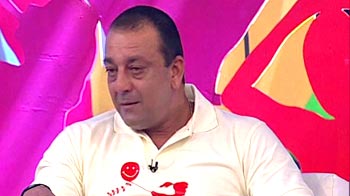 Donors get 'Jaadu Ki Jhappi' from Sanjay Dutt