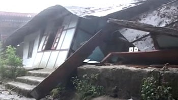 Video : Earthquake in Sikkim, tremors across India; 38 dead