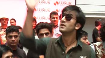 नोएडा के मॉल में रणबीर का धमाल