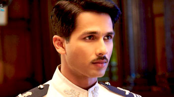 शाहिद की मूंछ का सच