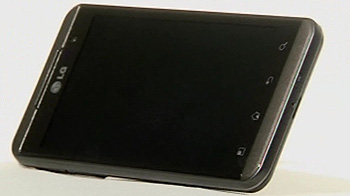 Battle of the 3D smartphones