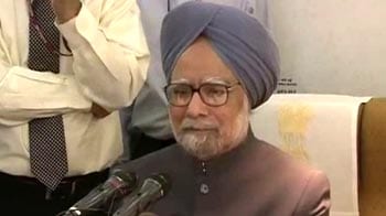 Video : No dissensions in my Cabinet, says PM en route to India