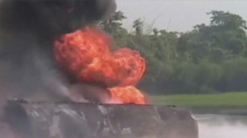 Train carrying fuel to Jamshedpur catches fire