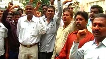 Video : No salary during festive season for striking Telangana employees