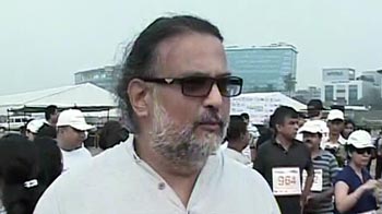 Gandhigiri not about pointing fingers: Tushaar Gandhi