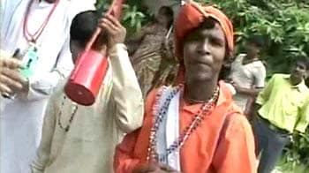 Kolkata celebrates Durga Puja with baul music