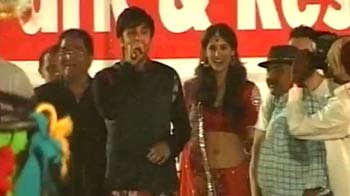 Rockstars Ranbir, Nargis celebrate dandiya Rockstars Ranbir, Nargis celebrate dandiya