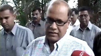 Kamat a 'silent spectator': Illegal mining report