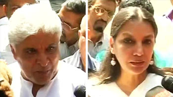 Celebs, fans mourn Jagjit Singh's death