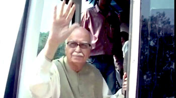 आडवाणी के रथ ने खाए हिचकोले