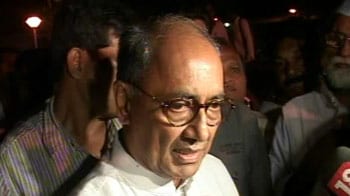 Video : Digvijaya links Bhushan attack to BJP which dismisses charge