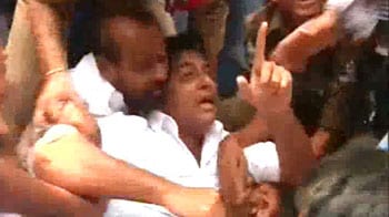 Video : Telangana: Rail roko agitation puts Congress off-track