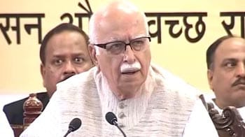Video : By-polls a warning for UPA, says Advani