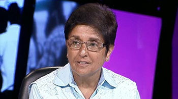 Attacks on Kejriwal, Bhushan not isolated: Kiran Bedi
