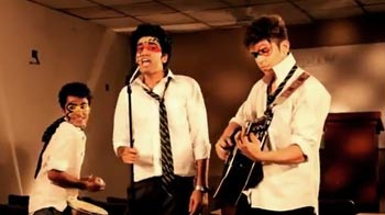 Pakistani song questions Ajmal Kasab's treatment as 'hero' Pakistani song questions Ajmal Kasab's treatment as 'hero'