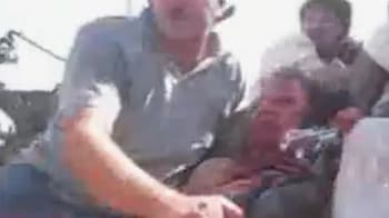 Graphic video shows Gaddafi captured alive
