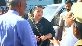 Video : Jayalalithaa back in Chennai after day in court