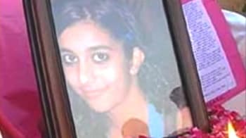 Video : Noida girl found murdered at home