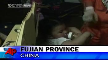 3-yr-old stuck in washing machine freed