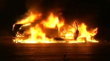Mumbai: New car catches fire on expressway