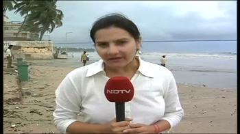 Video : Rain in Mumbai: High tide reaches 4.7 metres