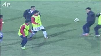 Video : 4 'missing' North Korean players turn up at practice