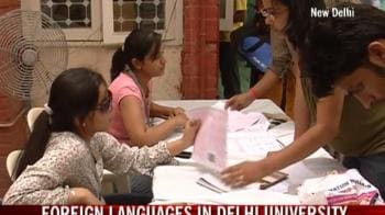 Video : Foreign languages in Delhi University