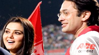 Preity spotted with Ness Preity spotted with Ness