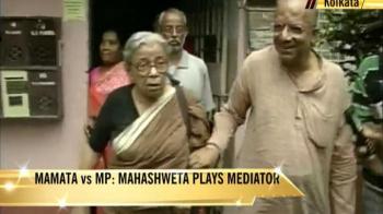 Mahasweta Devi mediates in Trinamool row