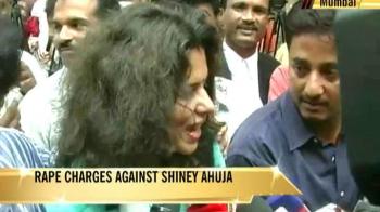 Actor Shiney Ahuja gets bail in rape case