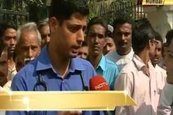 Mumbai: Doctors beaten, go on strike Mumbai: Doctors beaten, go on strike