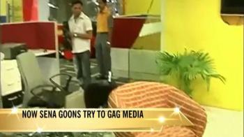 Shiv Sena attacks news channel's offices