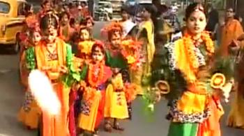 Riot of colours in Kolkata