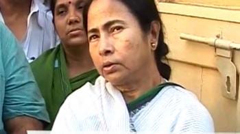 Video : Mamata demands rollback in petrol prices