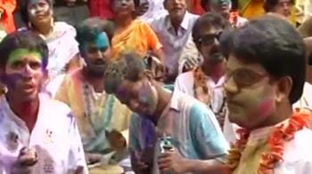 Video : Holi in Tagore's country