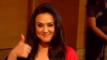 Stars congratulate hockey team