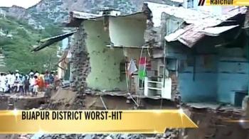 Karnataka: 17 villages marooned; 10,000 homeless