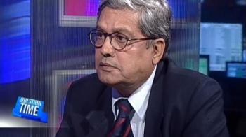Video : Question Time with Dilip Padgaonkar