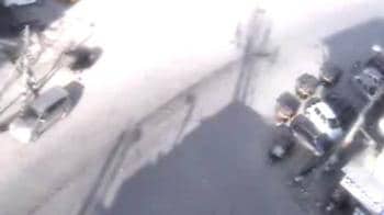 Video : CCTV footage of the Srinagar attack