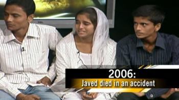 Pak mother separated from her Indian children