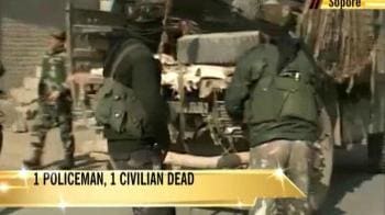 Video : Militants attack police station, kill 2, escape