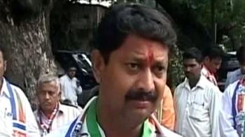 Raj Thackeray's man woos north Indian voters