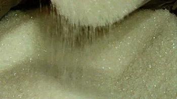 Pawar's promise: Fall in sugar prices Pawar's promise: Fall in sugar prices