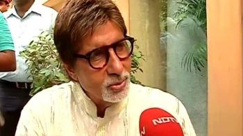 Big B gets poetic on his birthday