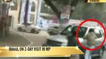 Video : Rahul's security breached, mob lathicharged