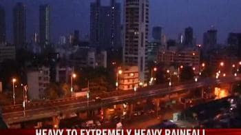 Video : Heavy rains lash Mumbai
