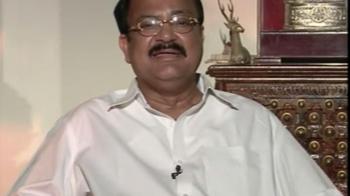 BJP persuading Advani not to quit: Venkaiah Naidu